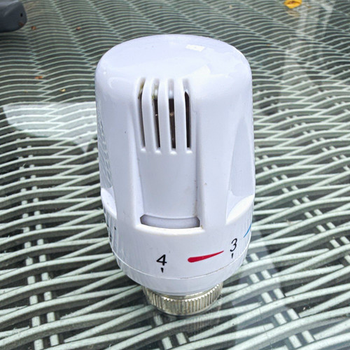 White thermostatic trv - white,
